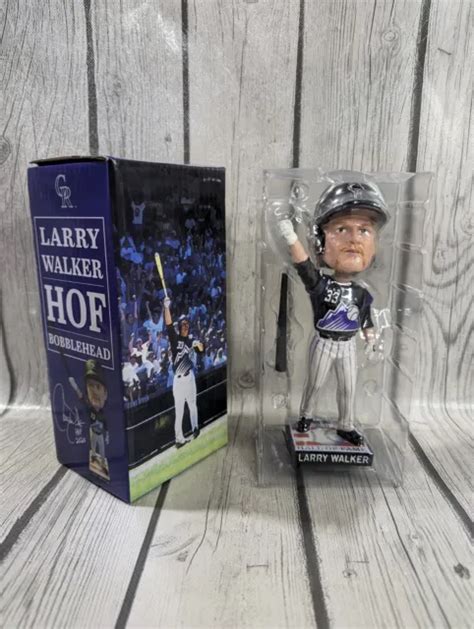 LARRY WALKER COLORADO Rockies Hall Of Fame HOF 2020 Bobblehead SGA Neuf