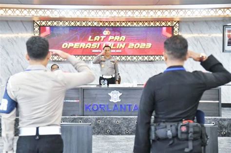 Jelang Libur Nataru Korlantas Polri Antisipasi Kemacetan Tol Hingga