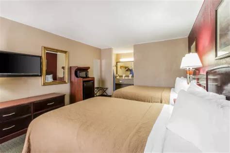 Quality Inn - Hotel in Tifton, GA