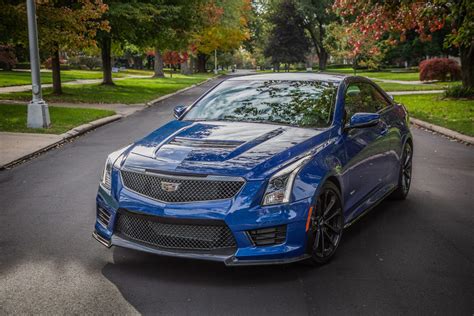 The 2019 Cadillac ATS-V coupe packs lots of fun and performance - CNET