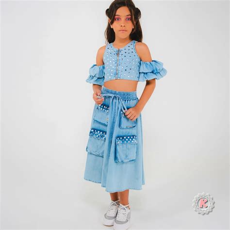 CONJUNTO CROPPED E SAIA ALL JEANS Kukixo Moda Infantil