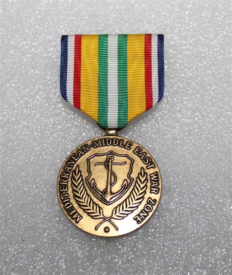 Merchant Marine Mediterranean Middle East War Zone Medal Chris Militaria