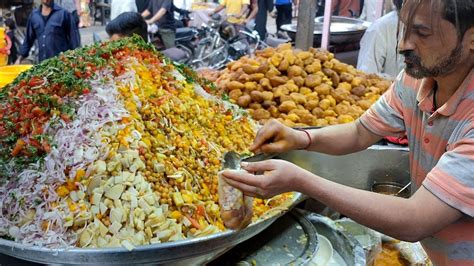 Amazing Decorated Chana Chat Mountain Pakistani Street Food Street