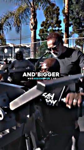 Ronnie Coleman Trains With Arnold Schwarzenegger Youtube