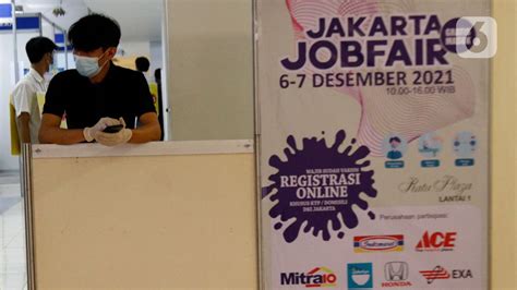 Foto Pencari Kerja Antusias Ikuti Jakarta Job Fair Foto Liputan