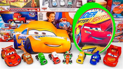 Disney Pixar Cars Unboxing Review Surprise Lightning McQueen Egg