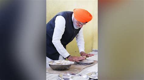 Divine Moments From Pm Modi S Visit To The Takhat Sri Harimandir Ji