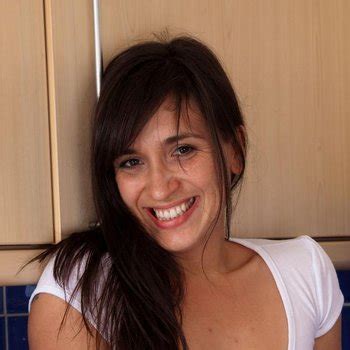 Get Liandra Dahl Free Stripping And Nude Links At Freeones