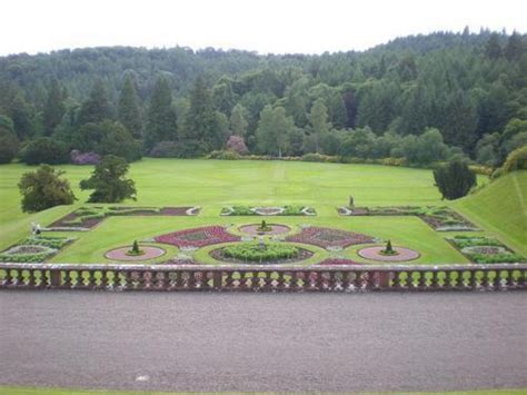 Drumlanrig Castle | Parks and Gardens (en)