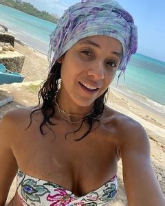 INSTA Dania Ramirez Bikini Poses On The Beach Phun Org Forum