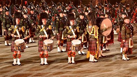 Pipes Drums Of The Royal Regimental Bands The Highlanders And The