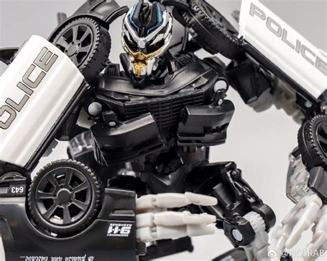 Transformers Studio Series Barricade new images - Transformers News ...