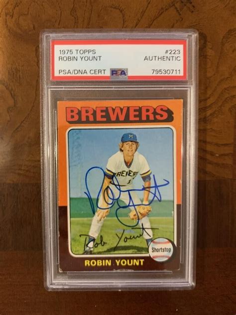 1975 Topps SIGNED Robin Yount RC 223 PSA DNA AUTO Brewers HOF ROOKIE