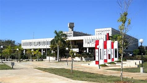 Universidad Agraria De La Habana De Aniversario Radio Reloj Emisora