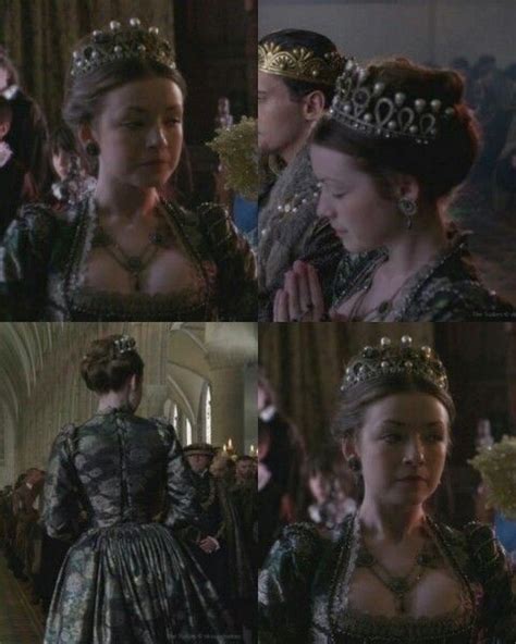 Pin By Andy Edelstein On Fandom Tudor Fashion Mary Tudor Tudor