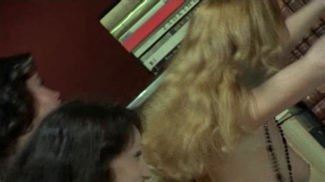 Naked Noëlle Louvet in Exhibition I