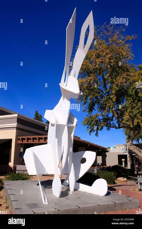 Giant Jack Rabbit Sculpture Hi Res Stock Photography And Images Alamy