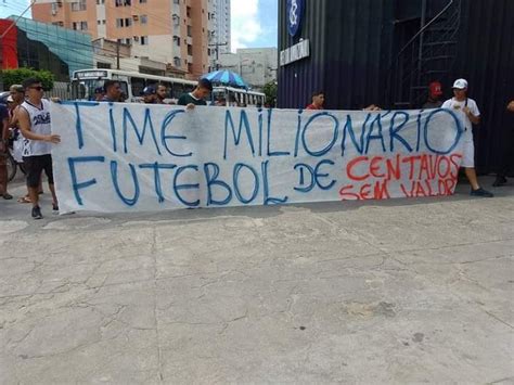 Time milionário futebol de centavos sem valor torcida do Remo