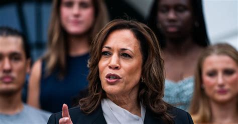 Elecciones Harris Ataca A Trump En Su Primer Mitin De Campa A Y