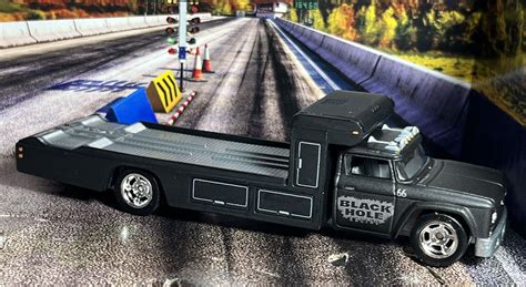 Hot Wheels Loose Black Hole Team Transport Retro Rig Values MAVIN