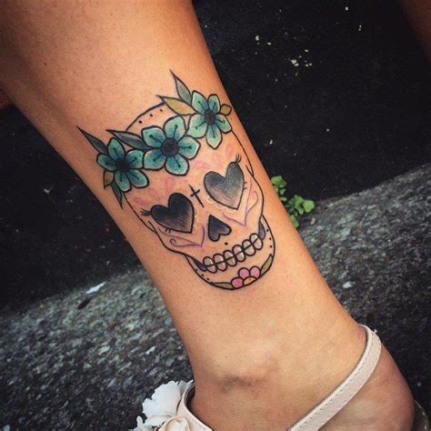 27 Colorful Sugar Skull Tattoo Designs and Meanings - TattoosWin | Idée ...