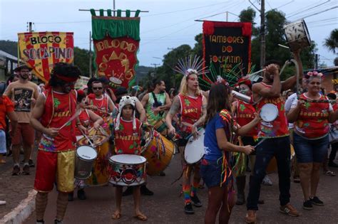 Carnaval de Taquaruçu 2024 bloquinhos e shows artistas regionais