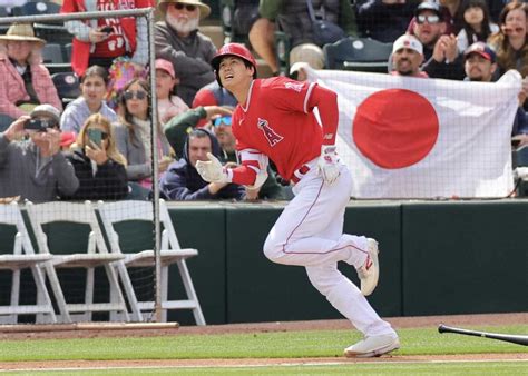 オープン戦＜エンゼルス・ホワイトソックス＞初回、三塁打を放つ大谷（撮影・光山 貴大） ― スポニチ Sponichi Annex 野球