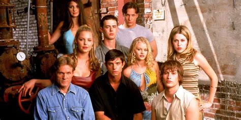 The 10 Best Episodes Of The Original Roswell Series, Ranked