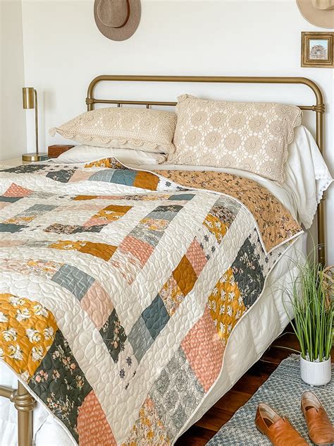 Roundabout Quilt — Sharon Holland Designs