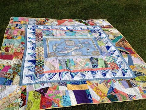 Quilt With A Tea Towel In The Middle Quilts How To Finish A Quilt