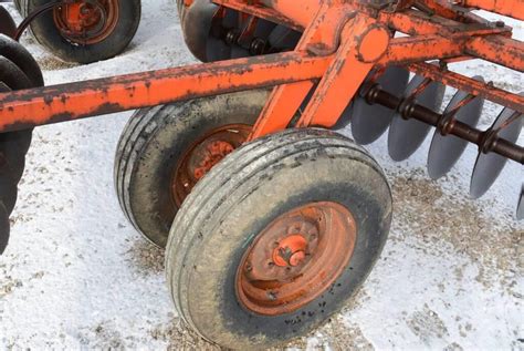 case ft field disc  spring assist wings auctionsontarioca