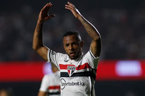 Por Contratação De Wellington Do São Paulo Botafogo Oferece Pré