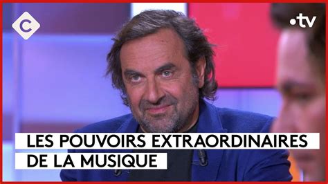 Pouvoirs extraordinaires et talents cachés par André Manoukian C à