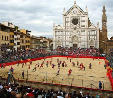 Firenze Santa Croce Calcio Storico Breeds Of Cows, Martial Arts Techniques, Uffizi Gallery ...