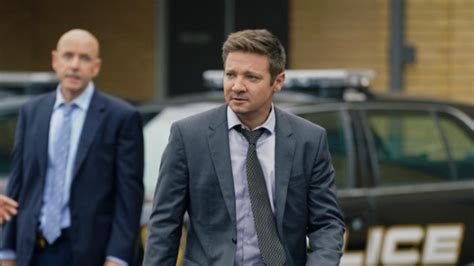 Jeremy Renner shares hospital bed picture | Al Bawaba