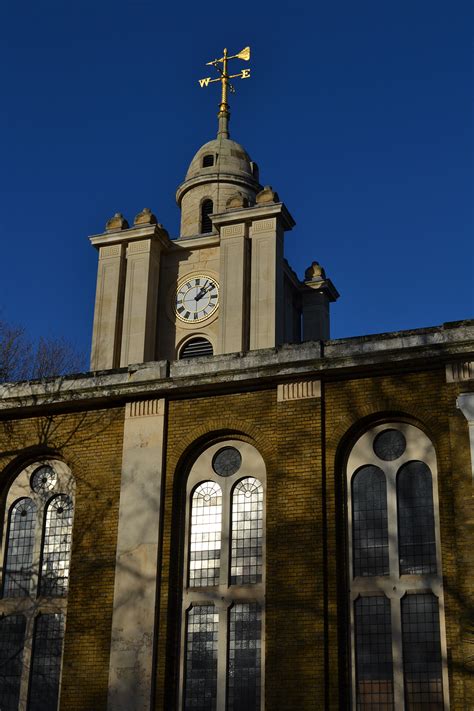 First Thursdays galley St John on Bethnal Green - Whitechapel Gallery