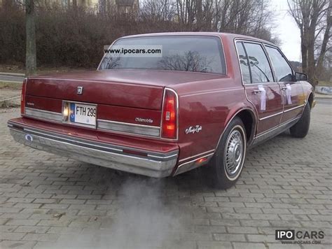 1986 Oldsmobile Ninety Eight Regency Brougham - Car Photo and Specs