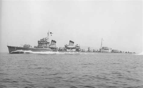 japanese fubuki class destroyer akebono underway   july
