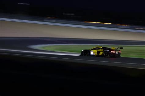 La Toyota N Domine Les Essais Nocturnes Des Heures Du Mans