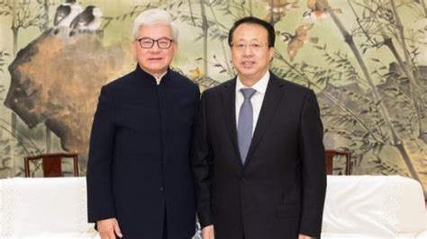 Mayor Gong Meets Shuion Chief Calls For Boosting Shanghai Hk Exchanges