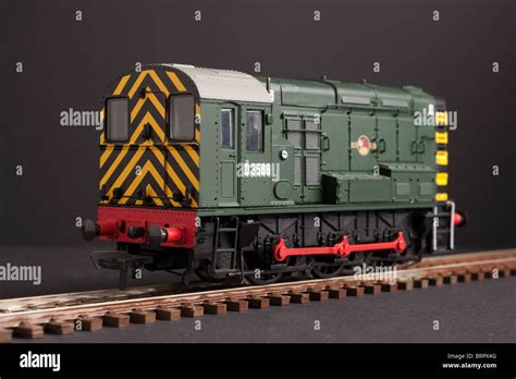 Class 08 Diesel Locomotive Br Green Livery Stock Photo Alamy