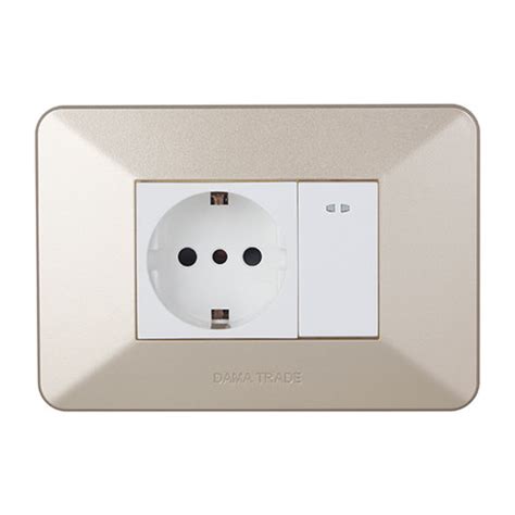 Дешевые электрические латунные выключатели света и розетки Silver Plug ...