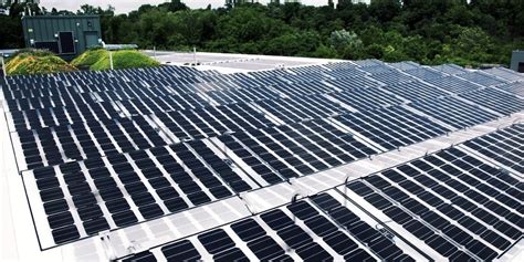 Are bifacial solar panels worth it? JP Morgan thinks so | Commercial ...