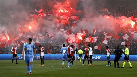 Feyenoord Tegen Marseille In Volle Kuip Kaarten Binnen Half Uur