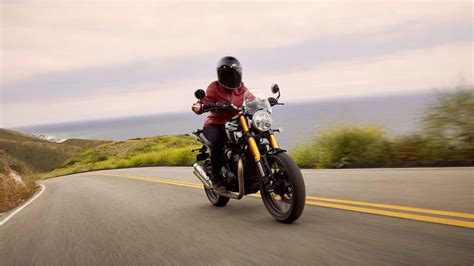 Triumph Speed 400, Triumph Scrambler 400 unveiled