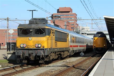 NS 1761 Met IC Berlijn Vertrekt Vanaf Amersfoort Na Een Ko Flickr