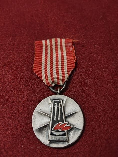 Medal Rada Ochrony Pomników Walki i Męczeństwa Warszawa Kup teraz