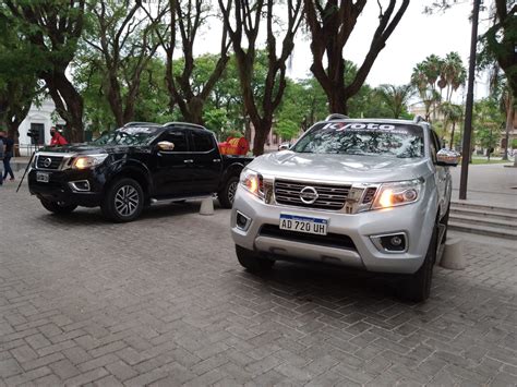 Entregaron a la Policía dos camionetas equipadas para combatir los