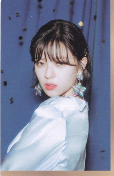 The Band Nayeon Momo K Pop South Korean Girls Korean Girl Groups Twice Photoshoot Twice