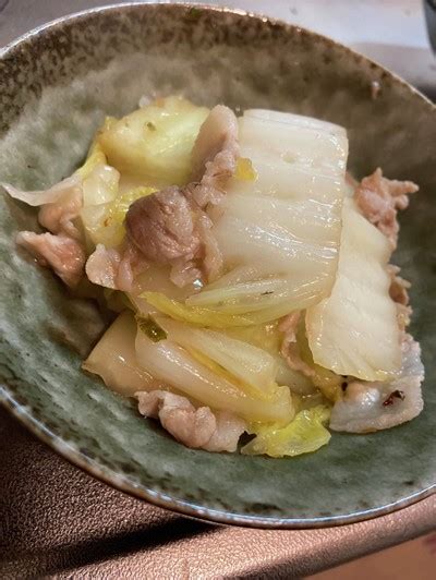 白菜と豚バラ肉の梅肉炒め By まま蔵 【クックパッド】 簡単おいしいみんなのレシピが396万品